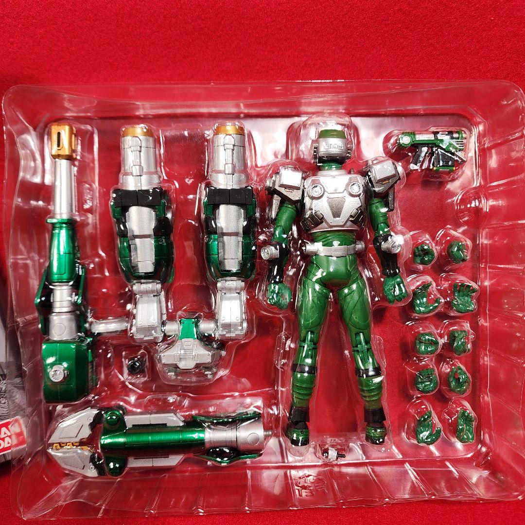 S.H.Figuarts フィギュアーツ　仮面ライダーゾルダ