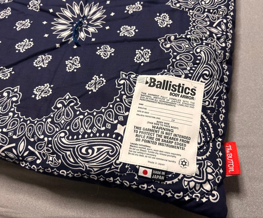 【新品】Ballistics ツノカワファーム コラボ バンダナ柄 クッション