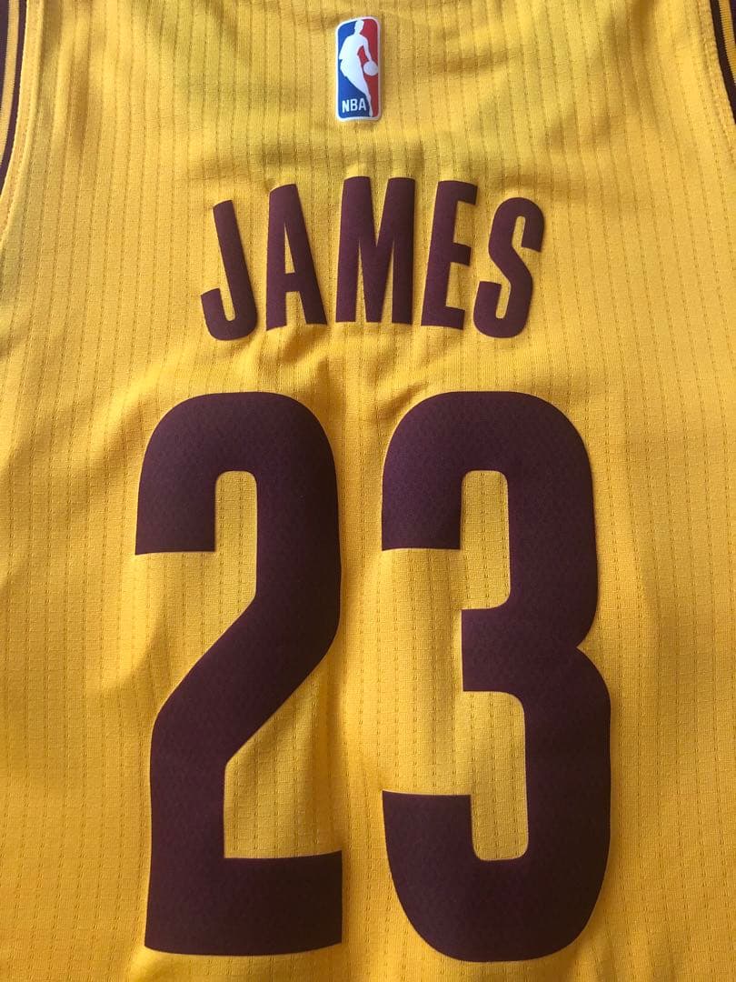 【S未使用美品】レブロン　CAVS ユニフォーム　黄色