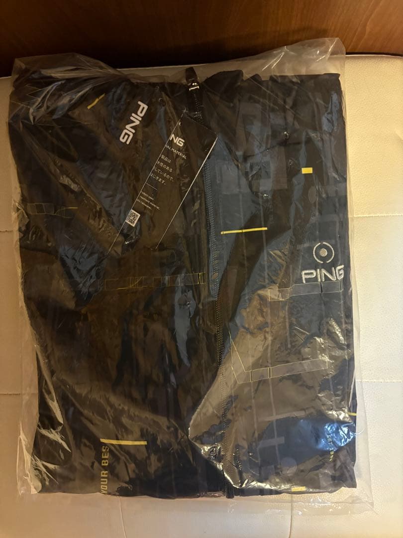 【新品・未使用】PING フード付きジャケット　定価14,300円