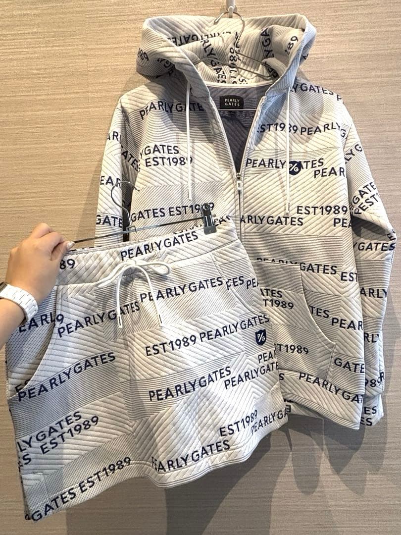 【美品】PEARLY GATES フード付きジャケット&スカートのセット