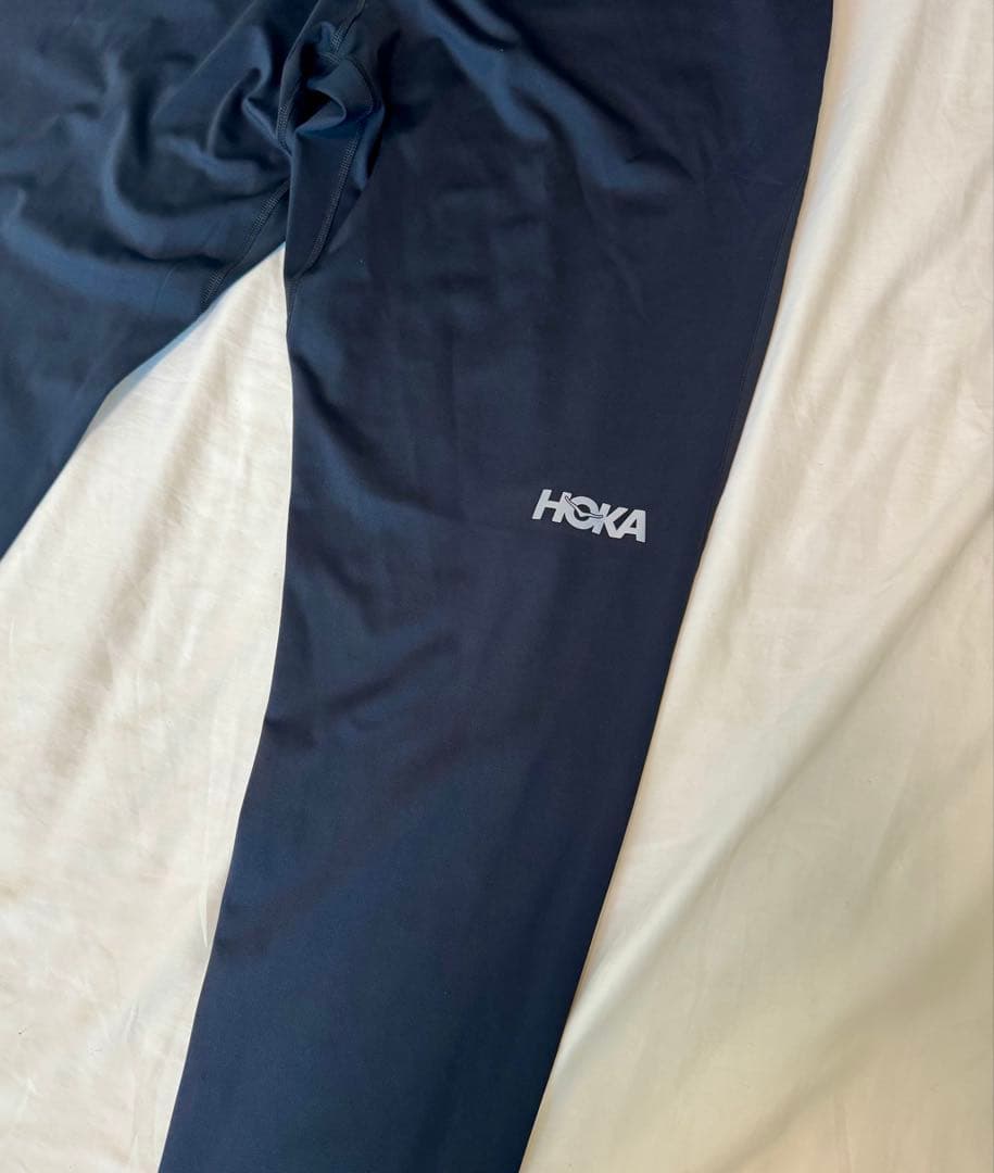 HOKA ランパンツ　一度履いただけ　L