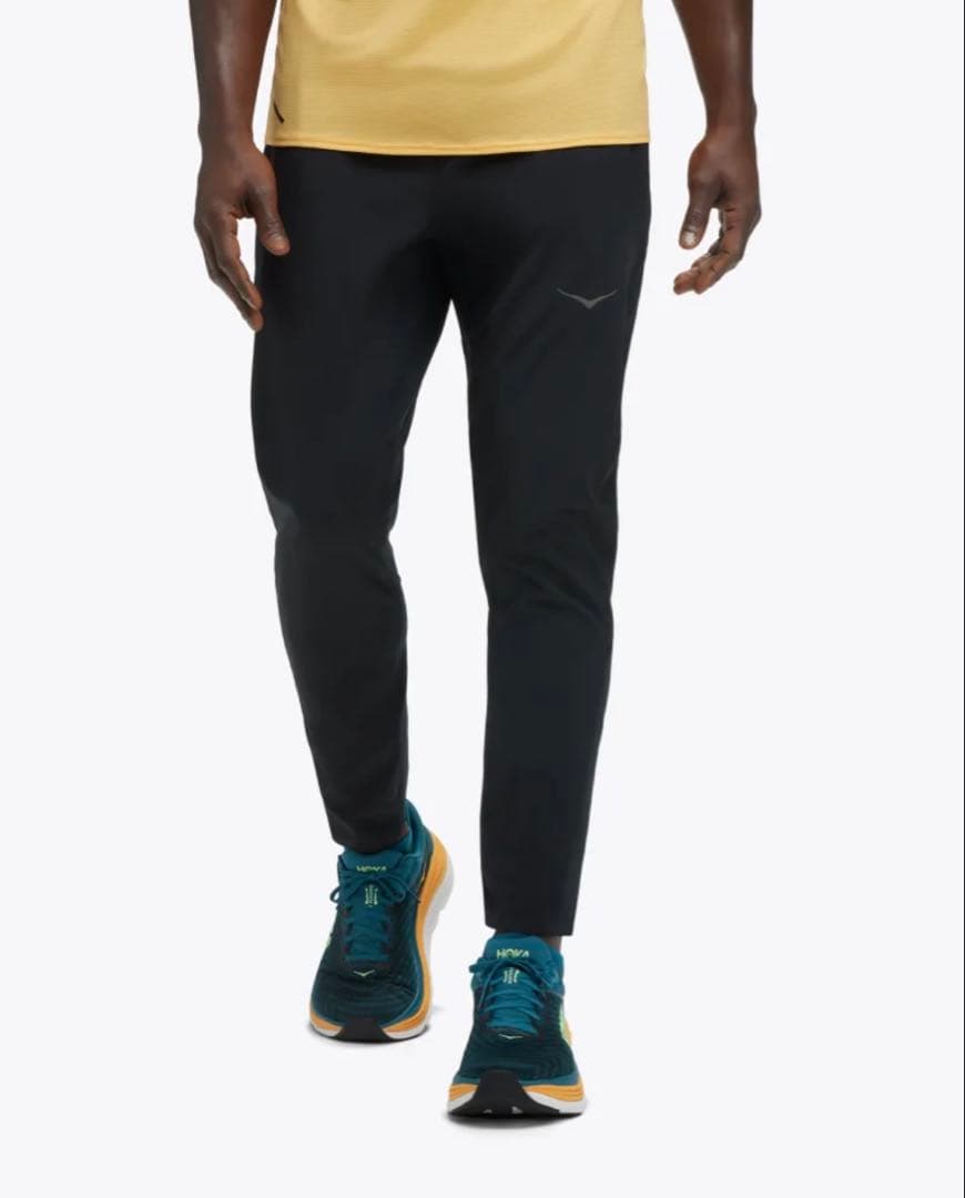 HOKA ランパンツ　一度履いただけ　L