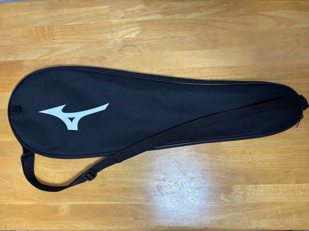 Mizuno バドミントンラケット ホワイト ケース付き