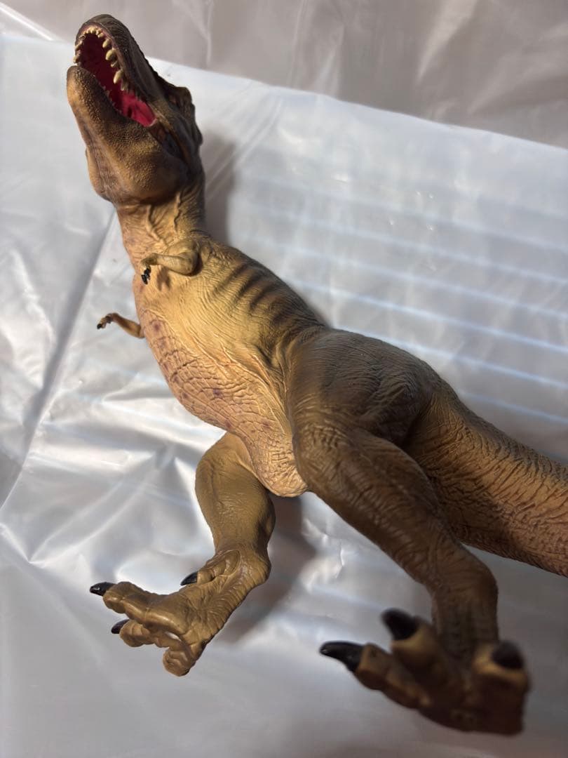 プライム1　Jurassic Park T Rex 限定版フィギュア