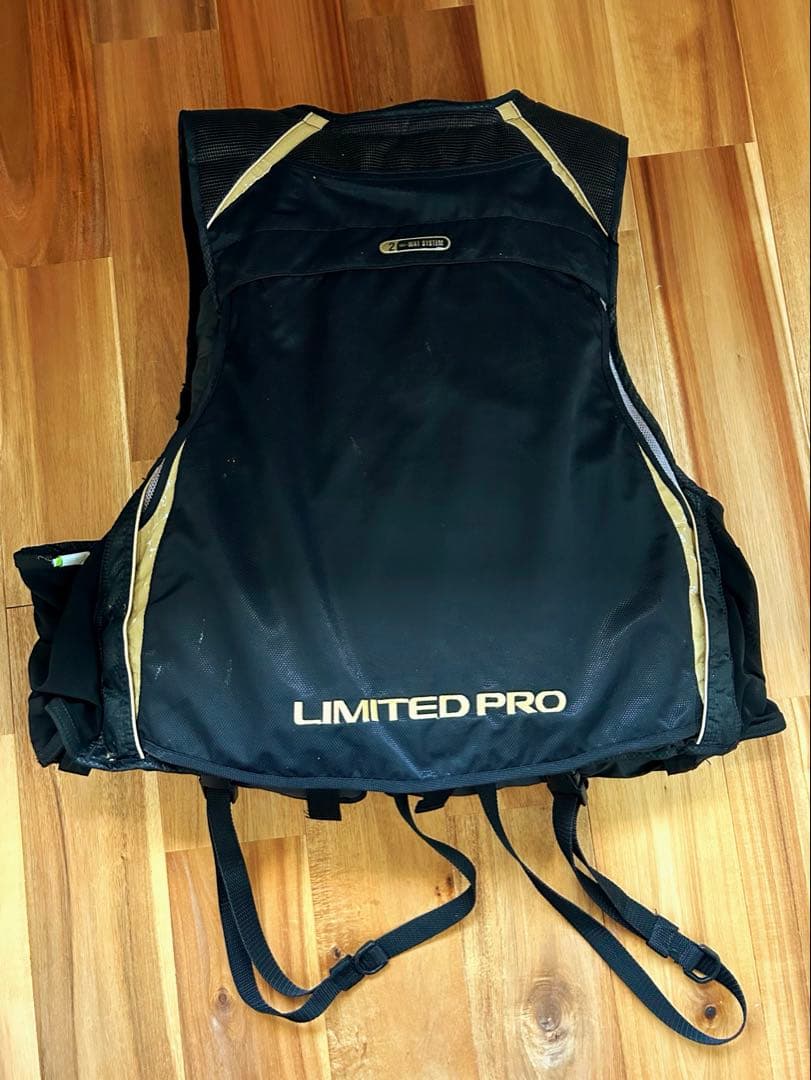 LIMITED PRO フィッシングベスト:LL