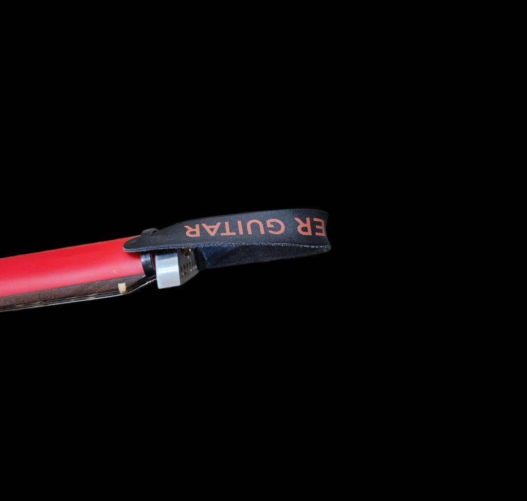 Traveler Guitar Ultra-Light レッドバッグ付き