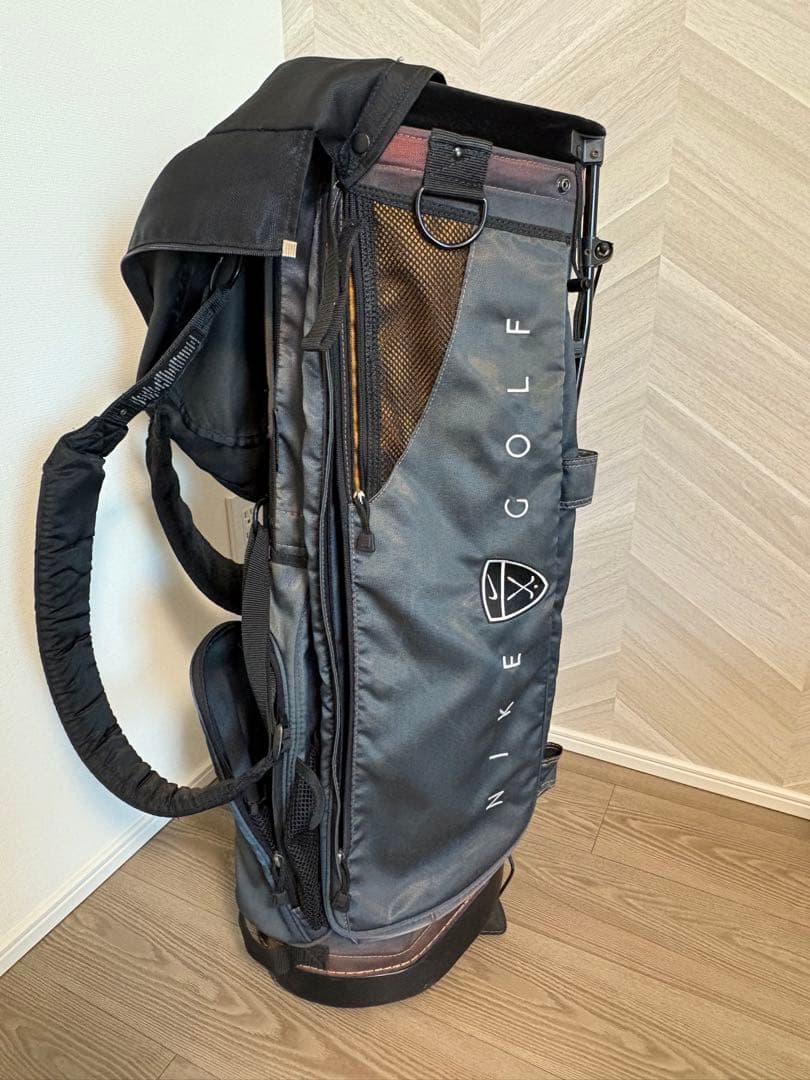 GBG-303 NIKE キャディバッグ 内径約23cm 重量約2.4kg