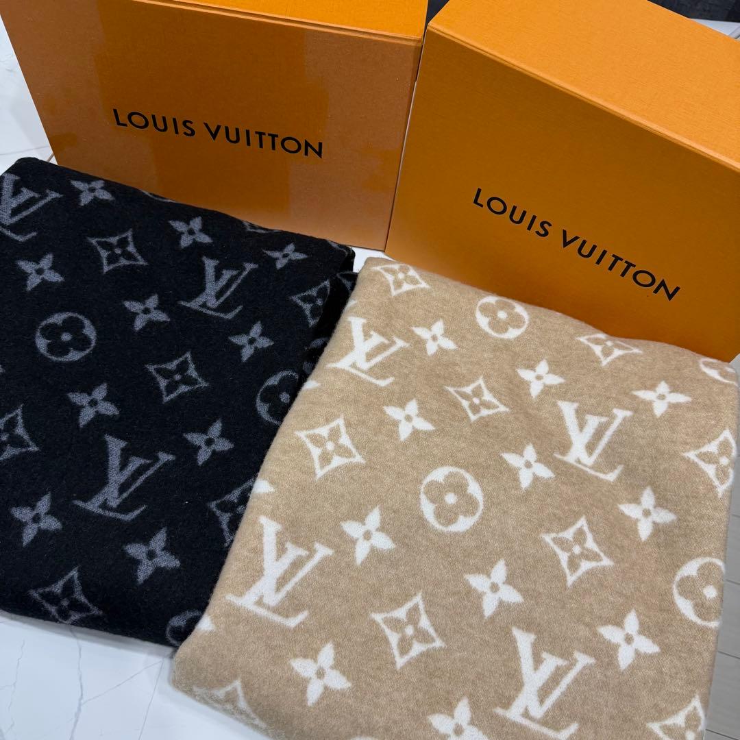 LOUIS VUITTON ブランケット プレッド ネオ モノグラム　2個セット