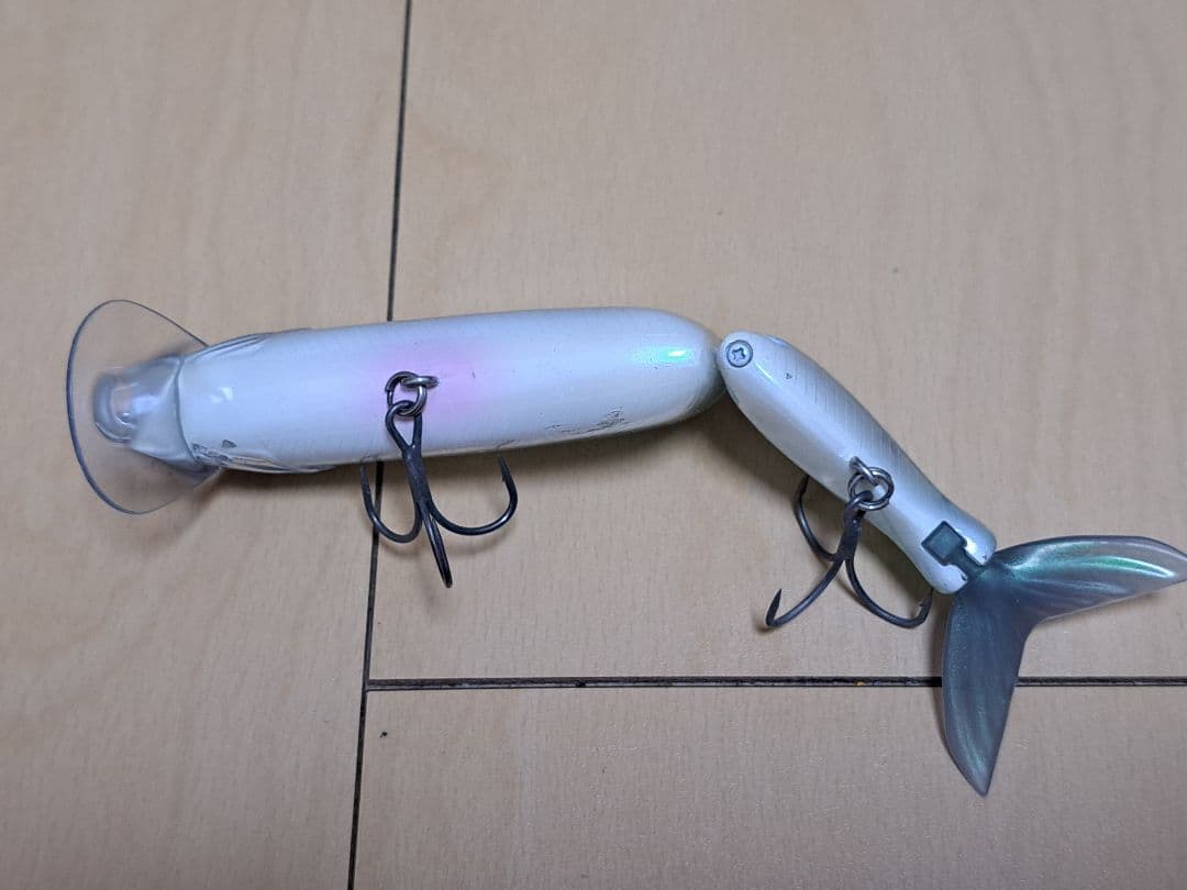DRT　タイニークラッシュ　Fish！オリカラ ビッグベイト　美品　Vテール付き