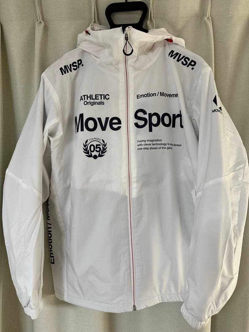 ‘25-26デサントMoveSport極暖ウインドブレーカー M上下約3万円相当