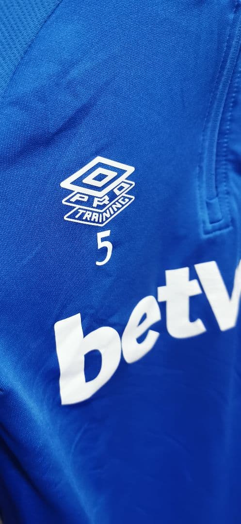 サッカー　プレミアリーグ　ウエストハム　トレーニングウェア