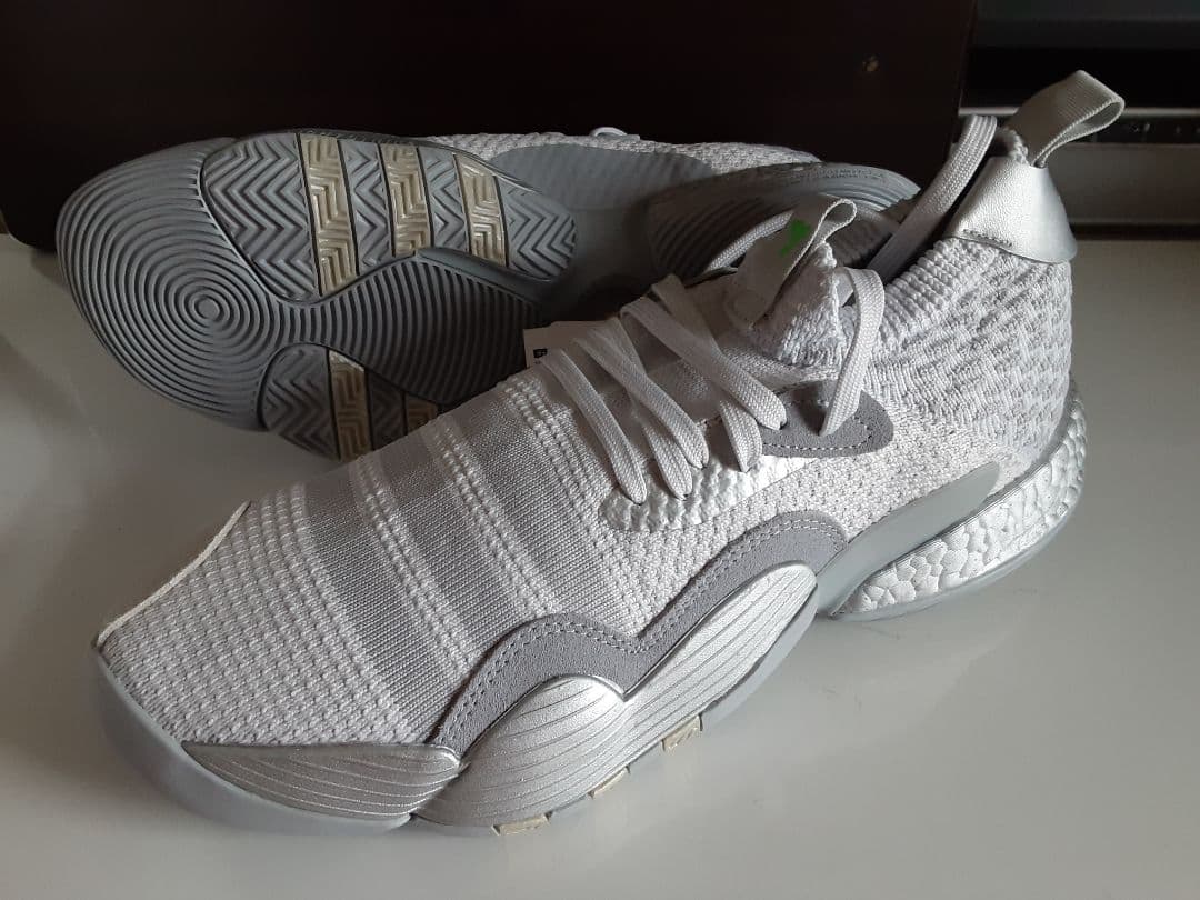 ★アディダス adidas トレイヤング2 30.0㎝