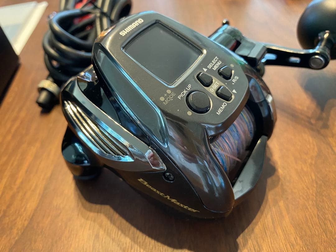 SHIMANO BeastMaster 2000 電動リール　バッテリー付き