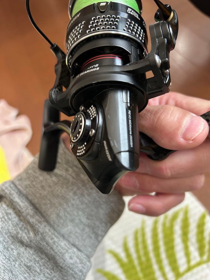 Revo MGEXTREME 2500sh AbuGarcia スピニング