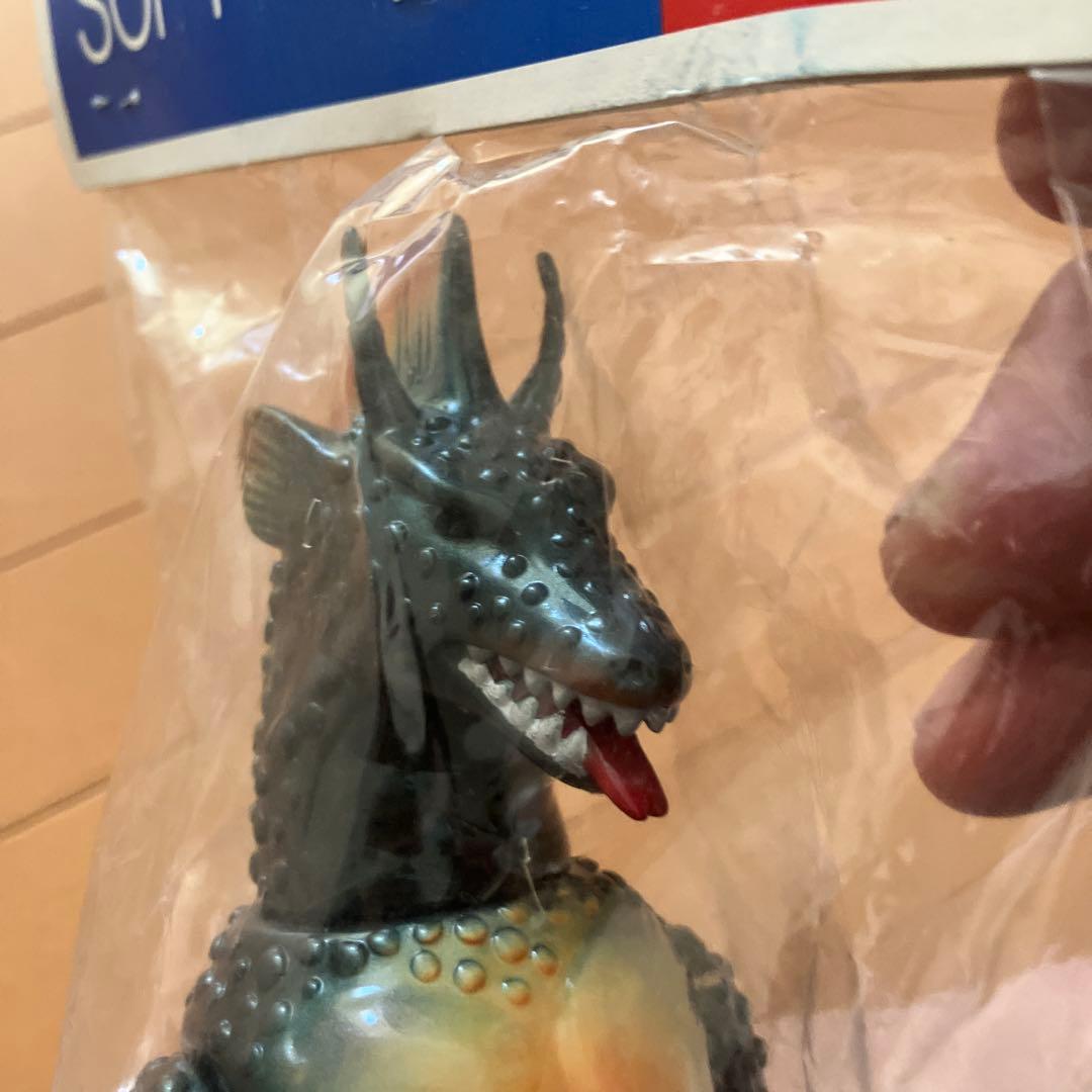 チタノザウルス マルサン