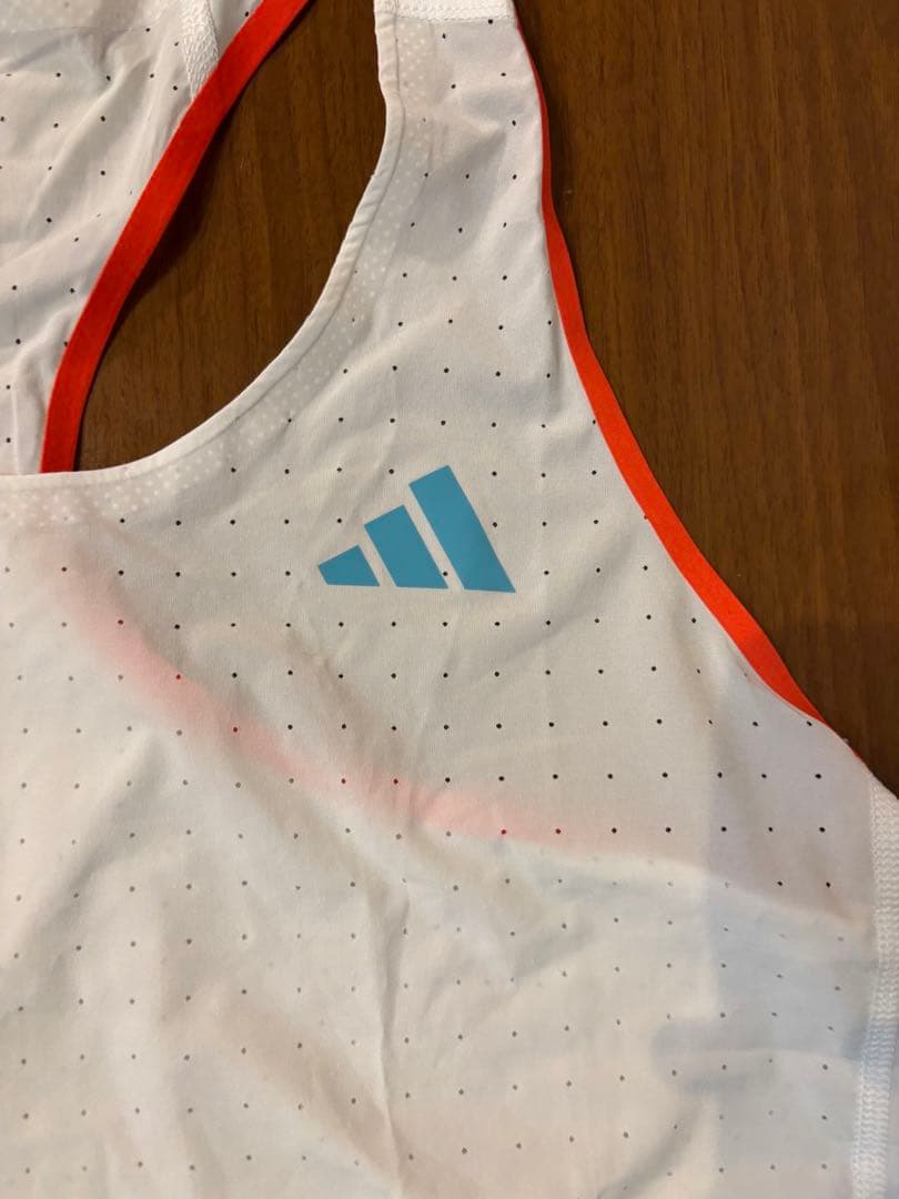 未使用　adidas ADIZERO タンクトップ ホワイト