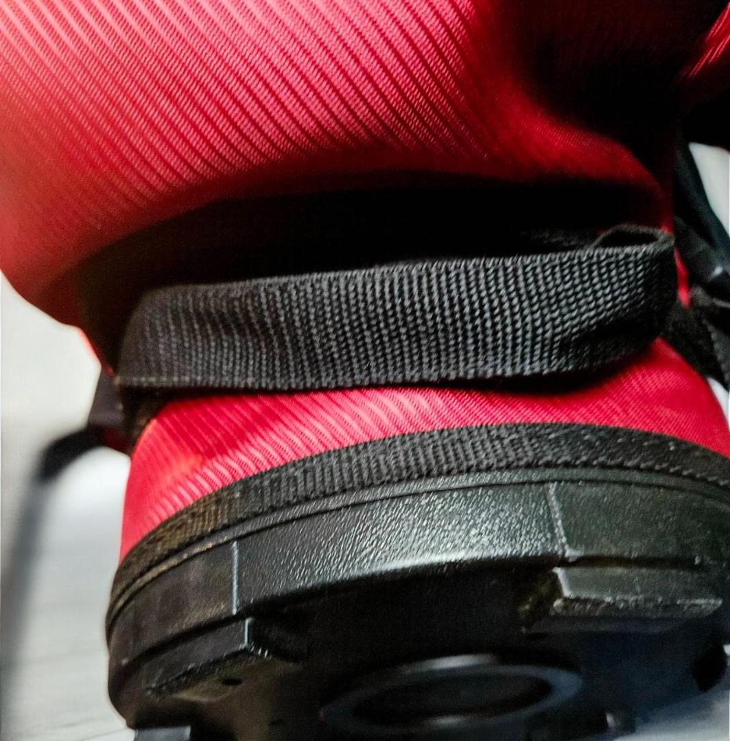 送料無料/美品　TOURSTAGE 軽量タイプキャディバッグ RED