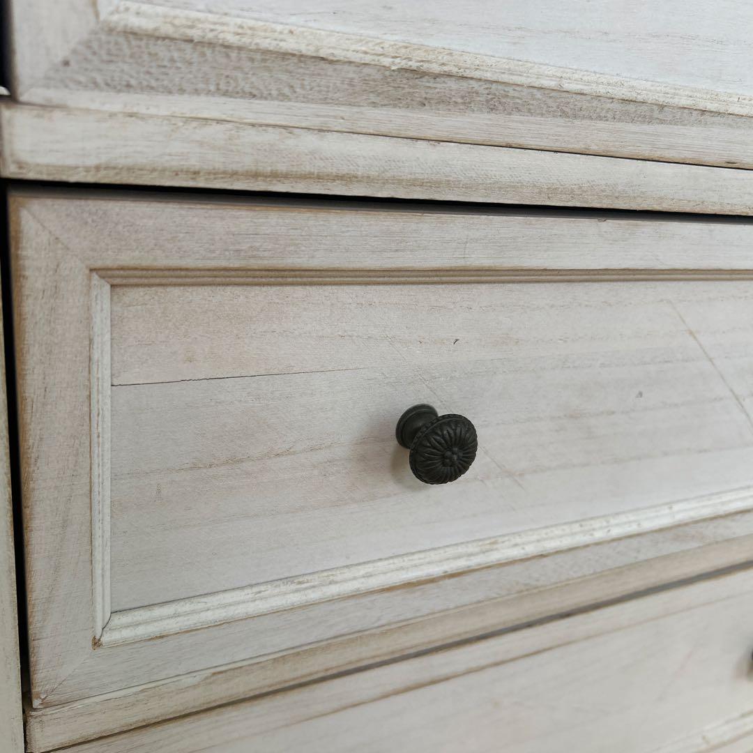 ホワイトシャビー　5段　SHABBY WOOD FURNITURE アンティーク