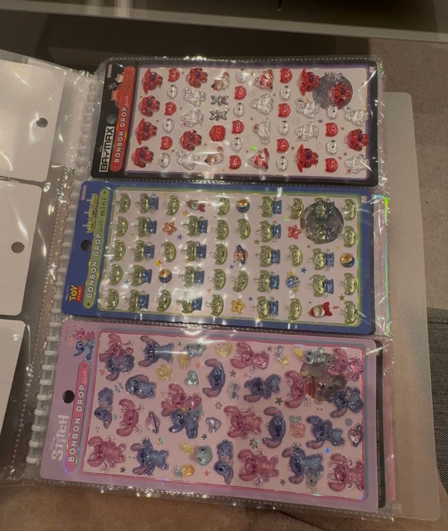 ボンボンドロップシール シール帳　完成品　ディズニー　サンリオ　含む