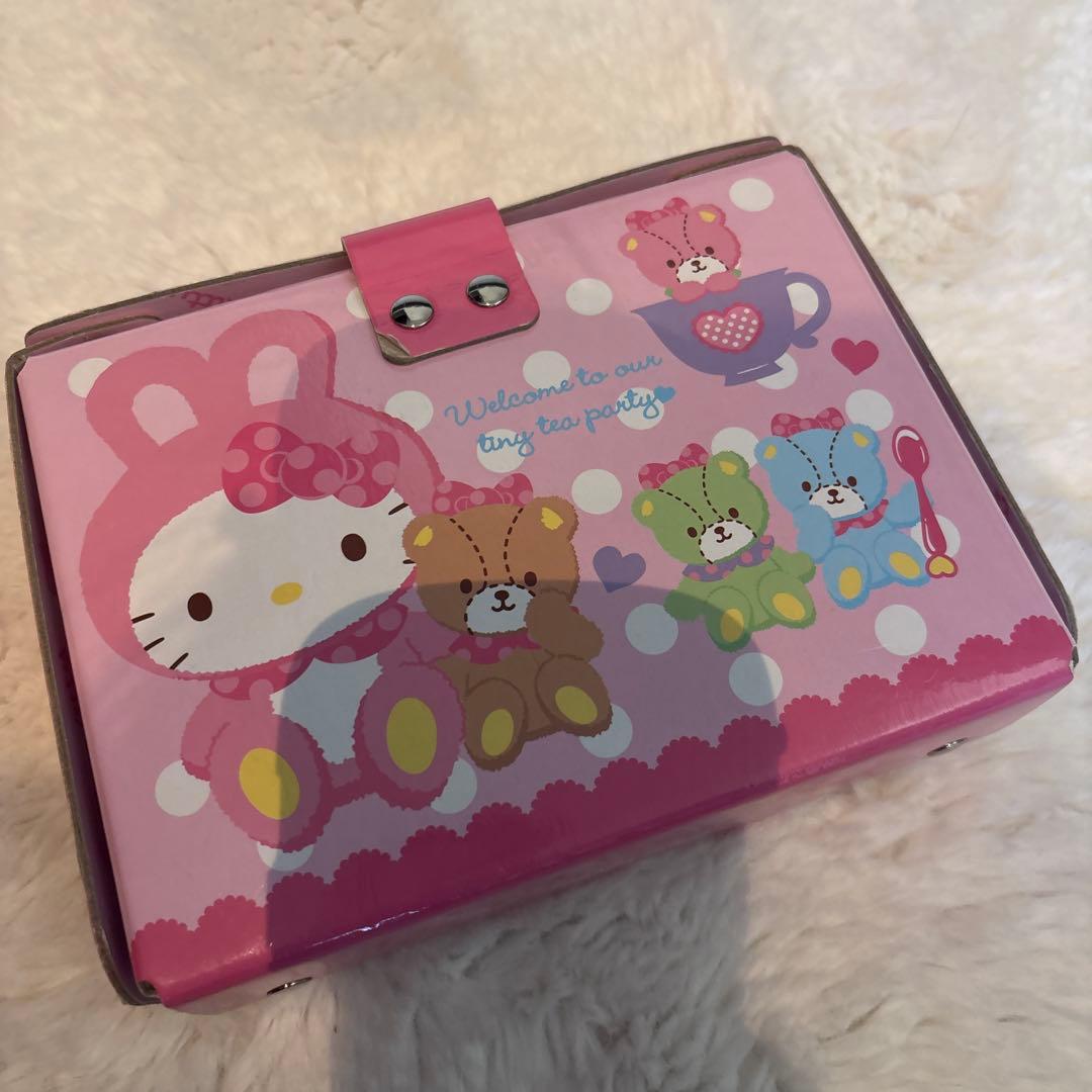 ☆ハローキティ　紙製 収納ケース☆