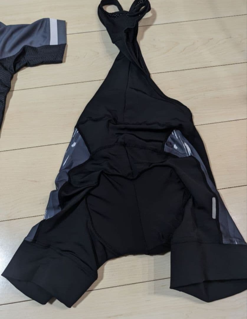 新品　Santic サンティック　サイクルジャージ　セットアップ　Lサイズ