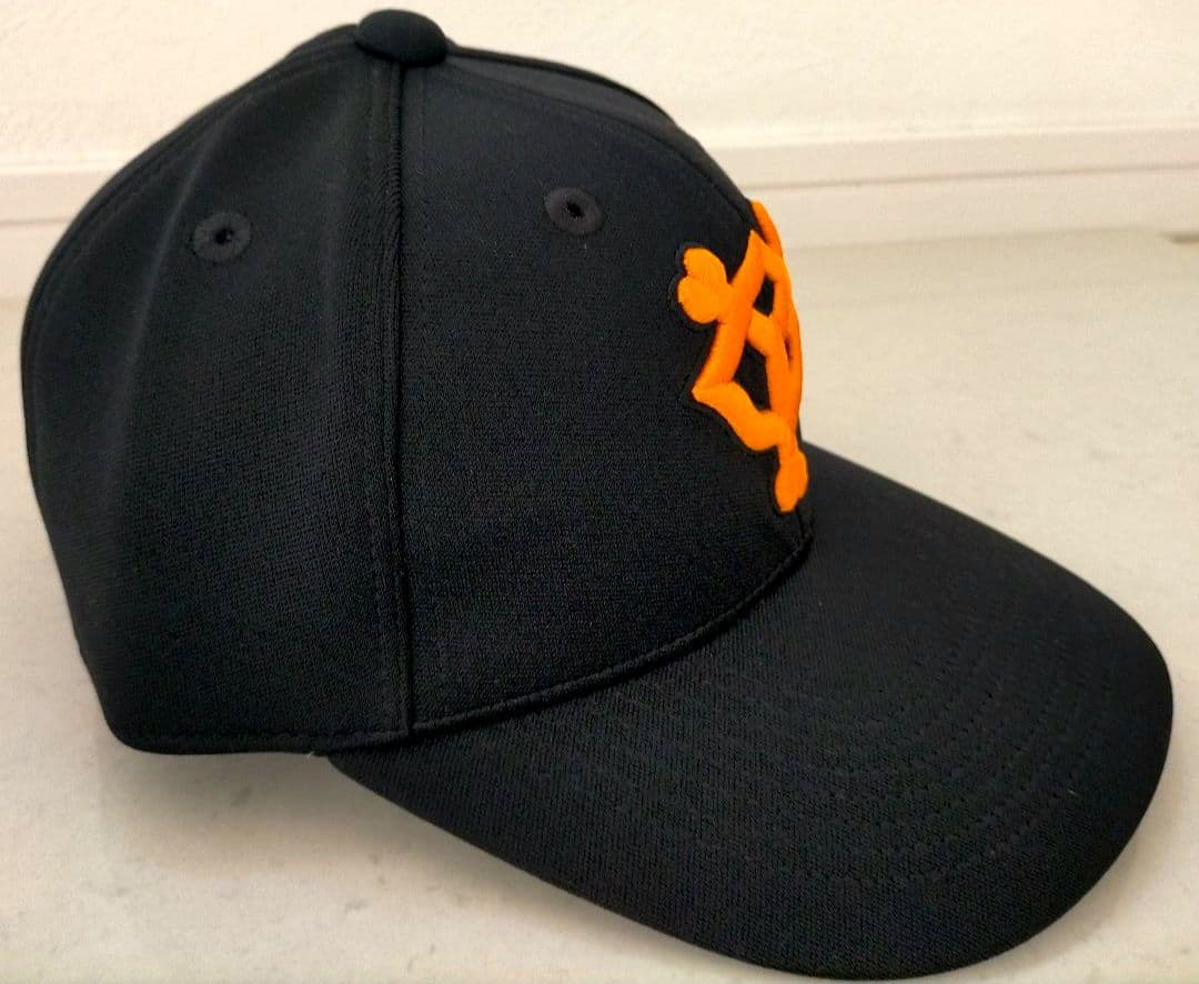 読売ジャイアンツ【支給品】非売品 キャップ 　NPB　アンダーアーマー　 巨人