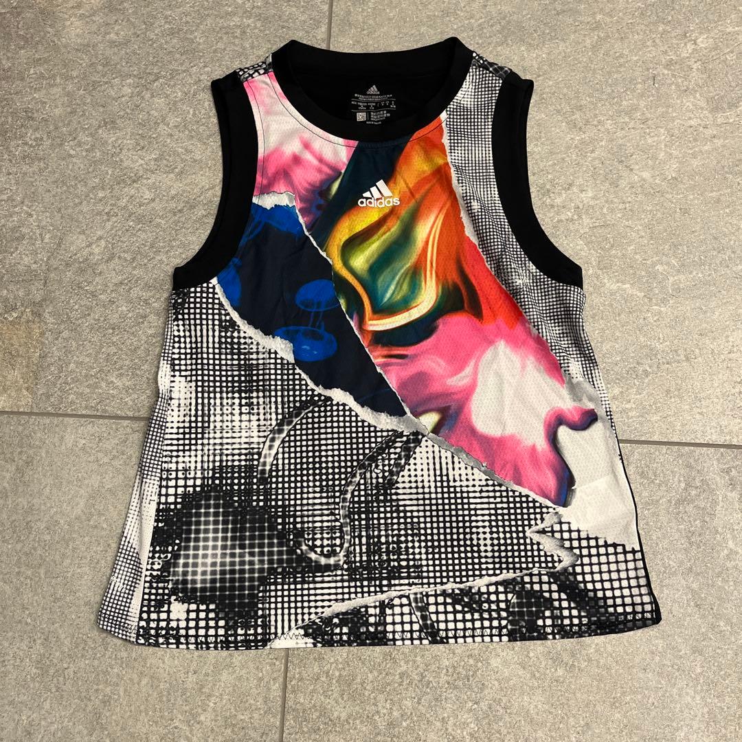 adidas テニスウェア セットアップ