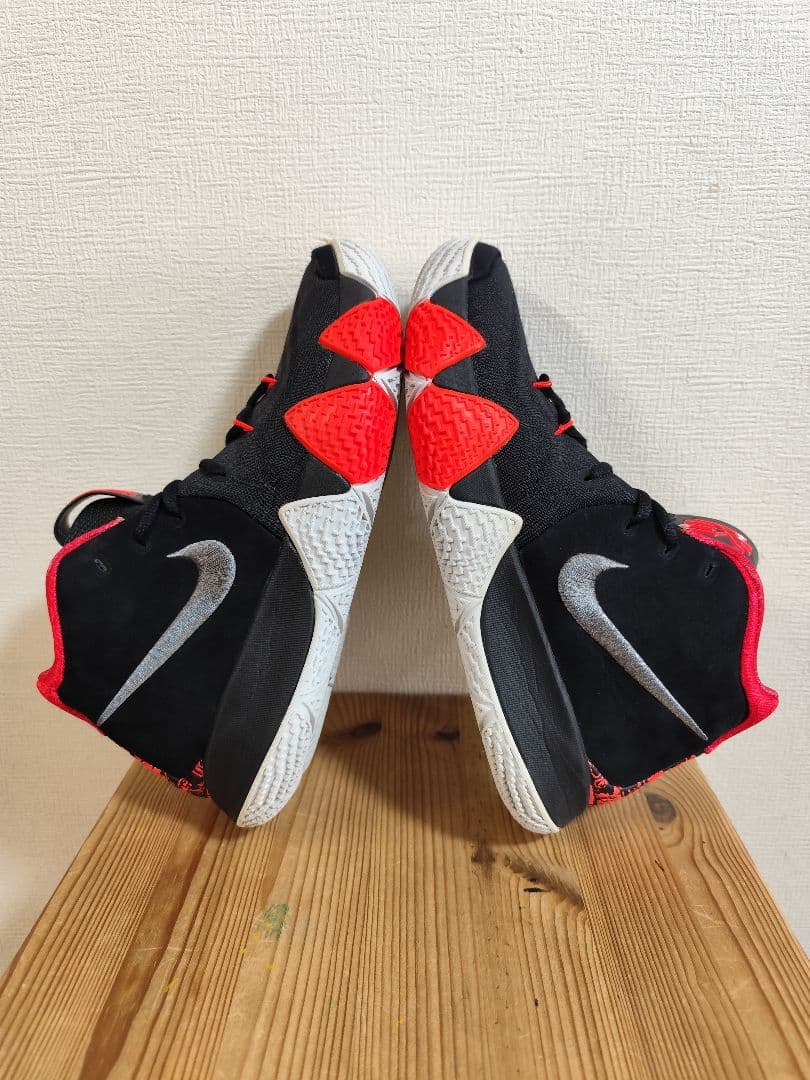 Nike Kyrie 4 ナイキ カイリー 4　27.5cm　カイリーアービング