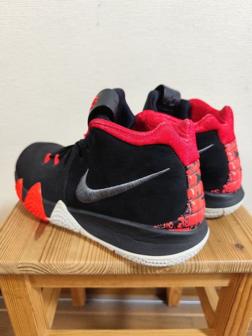 Nike Kyrie 4 ナイキ カイリー 4　27.5cm　カイリーアービング