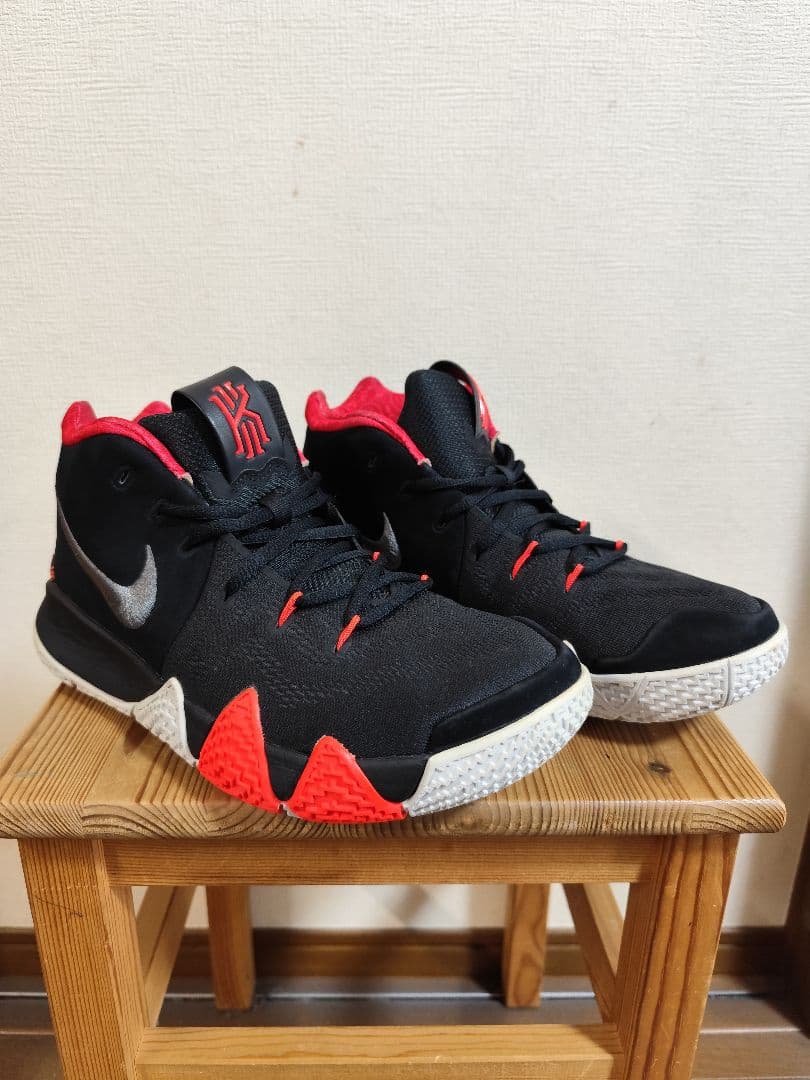 Nike Kyrie 4 ナイキ カイリー 4　27.5cm　カイリーアービング
