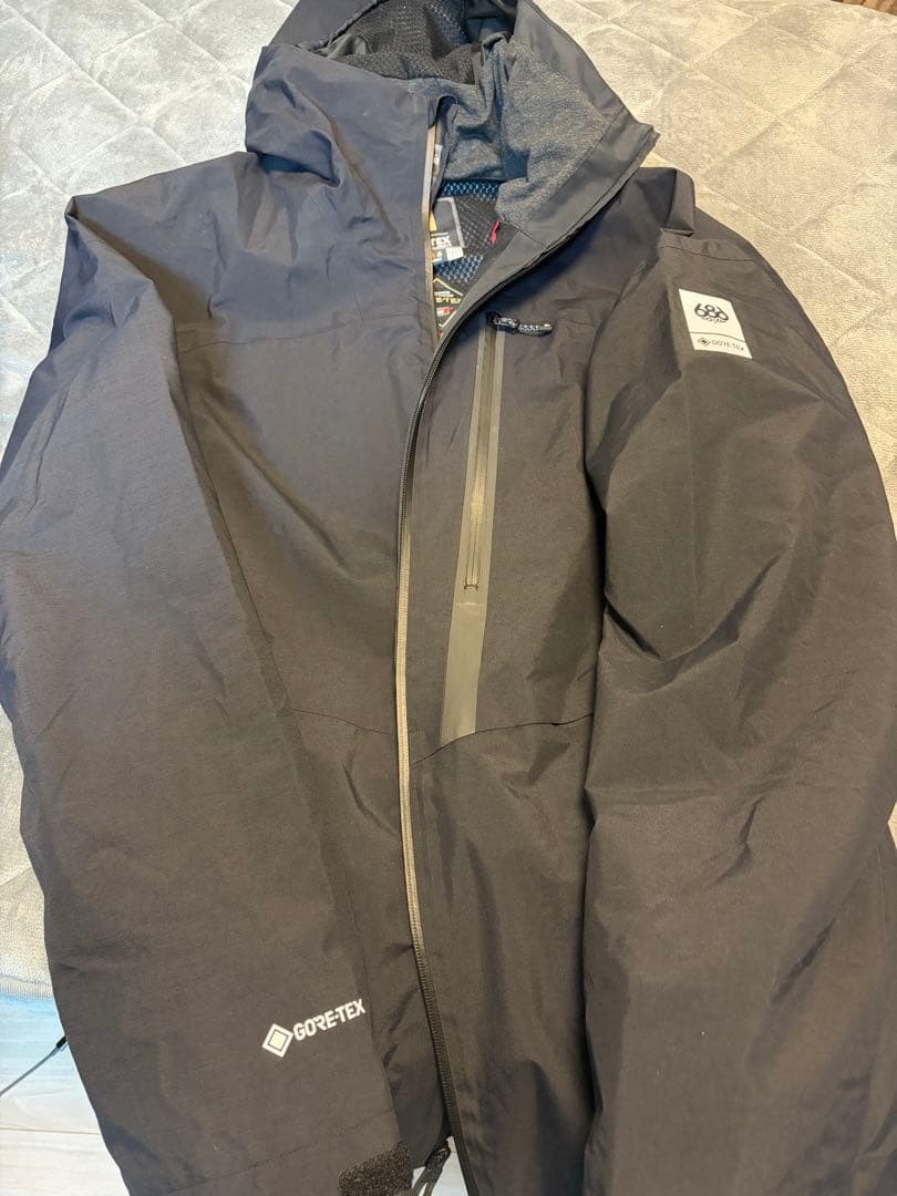 686 GORE-TEX GT THERMAGRAPH JACKET 未使用