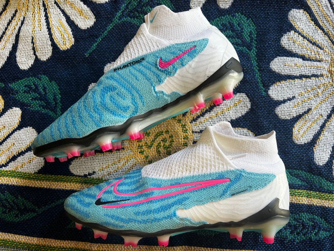 NIKE ファントムGX 25cm FGモデル