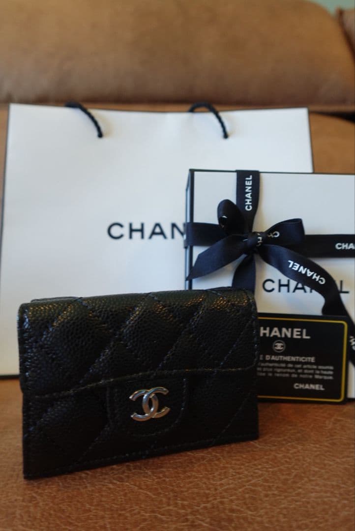 CHANEL ブラックレザー カードケース