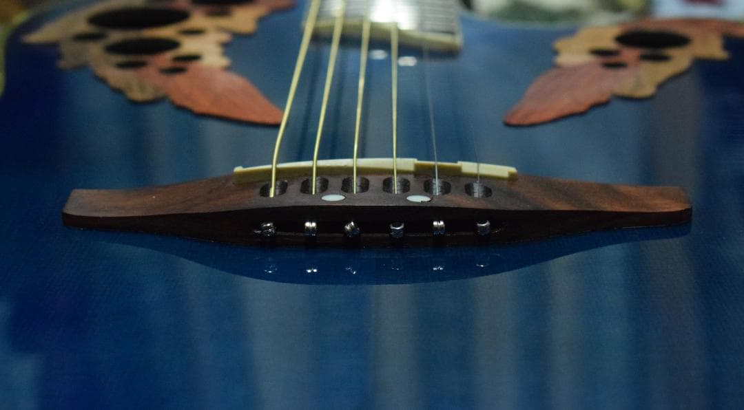 Ovation Celebrity CC48 Blue ハードケース付 動作良好