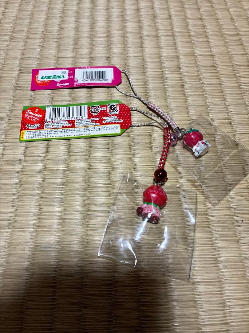 まとめ売り 新品 ご当地 ハローキティ 静岡 いちご ストラップ