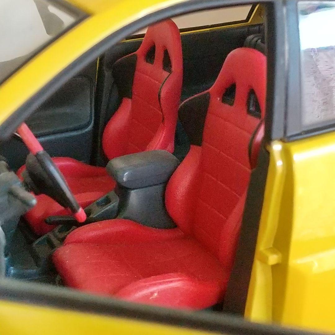 Pontiac Vibe GT-R 1/18 ダイキャストカー トヨタ ヴォルツ