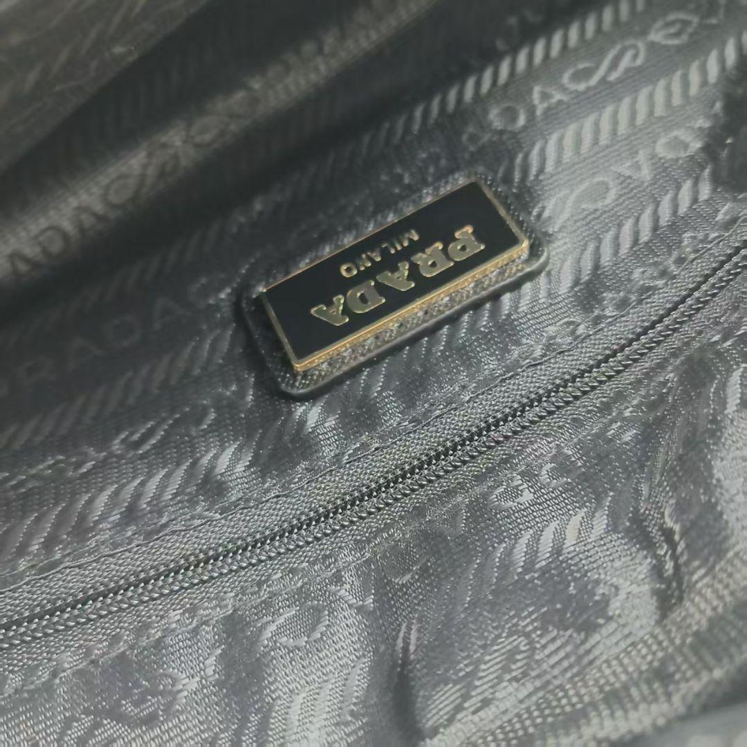 PRADA ノベルティ ブラック ショルダーバック ナイロンk1s