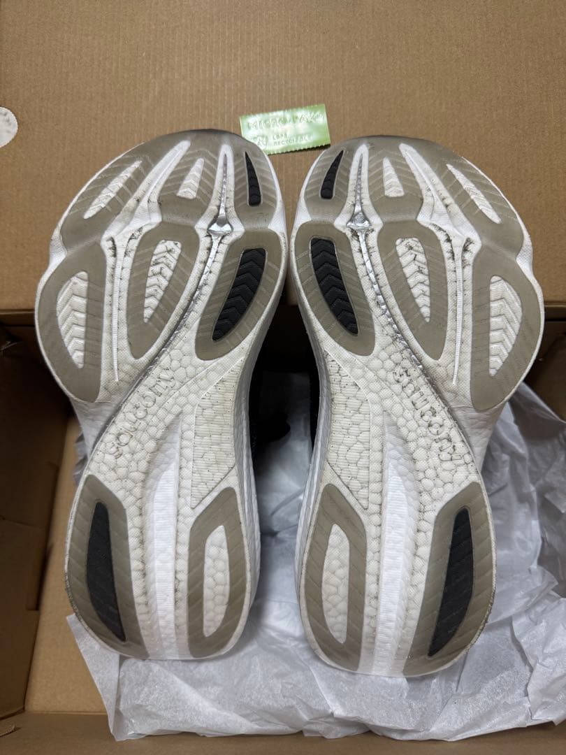 Saucony ENDORPHIN AZURA 25cm 黒ブラック サッカニー