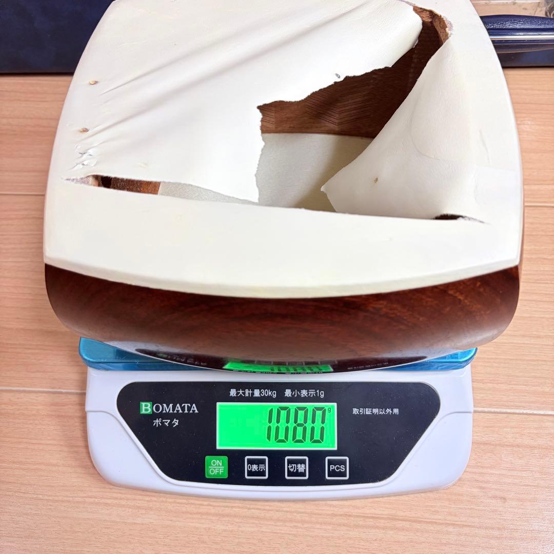 三味線 中棹　紅木　子持ち綾杉 和楽器　ハードケース付き　付属品あり