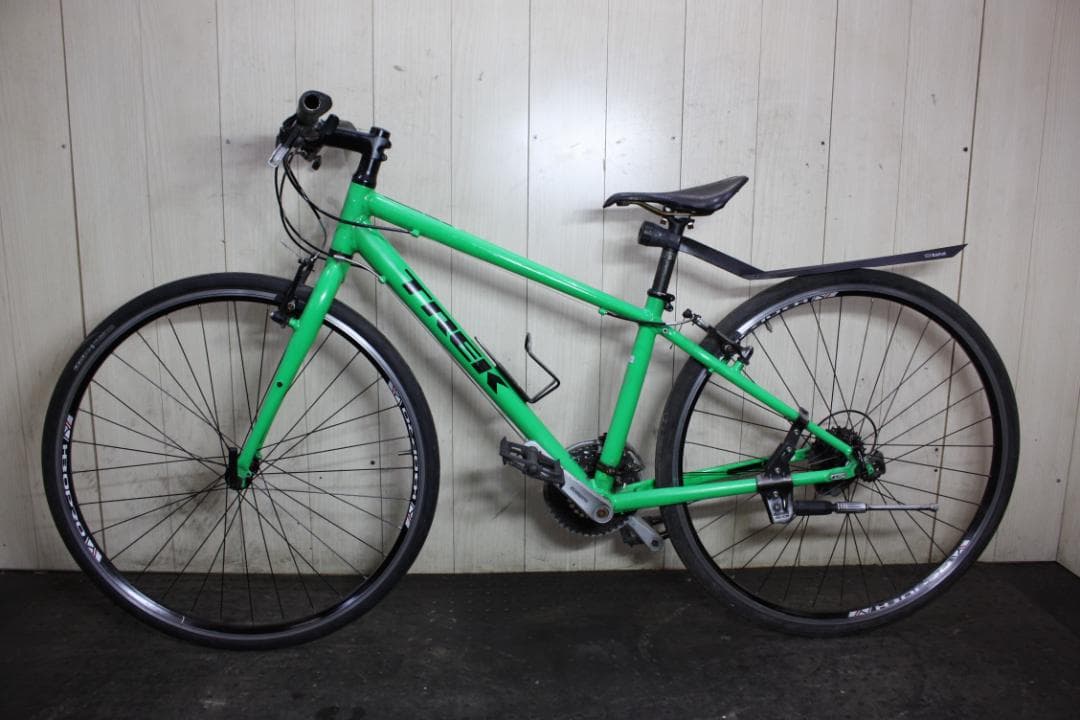 TREKトレック FX2 700C アルミ 24速 380mm クロスバイク