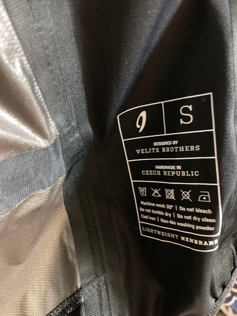 イザドア　isadore レインジャケット　S サイクルウエア　キャップおまけ