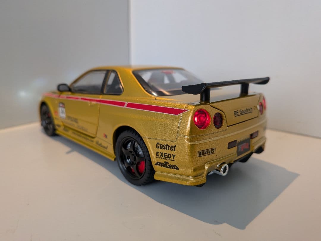 ​R34 GT-R 1/24 ミニカー ゴールド ハンドル連動 常時点灯 検品済