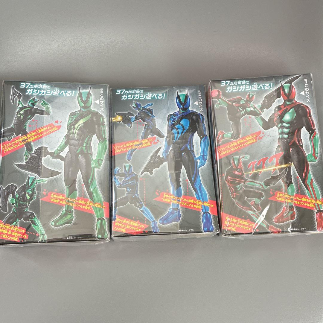 【未開封】　仮面ライダーアクション　フィギュア 仮面ライダーゼッツ３個セット