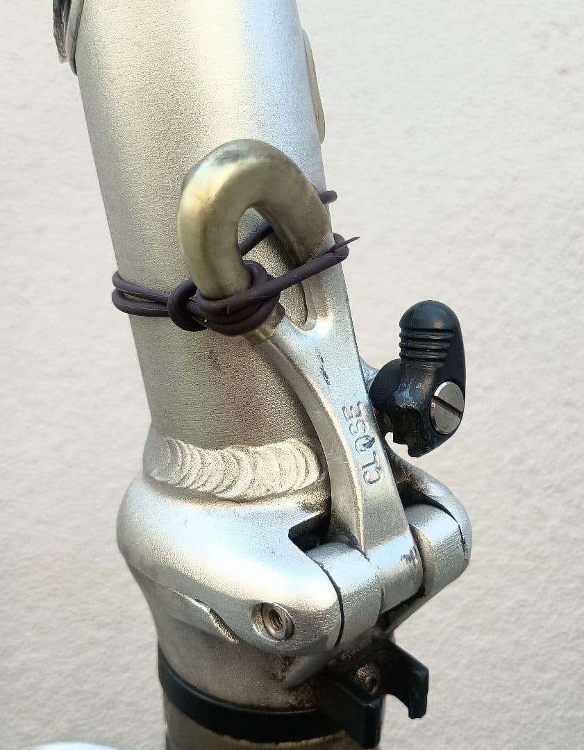 【ジャンク品】DAHON Boardwalk D8（国際モデル）　カスタム仕様