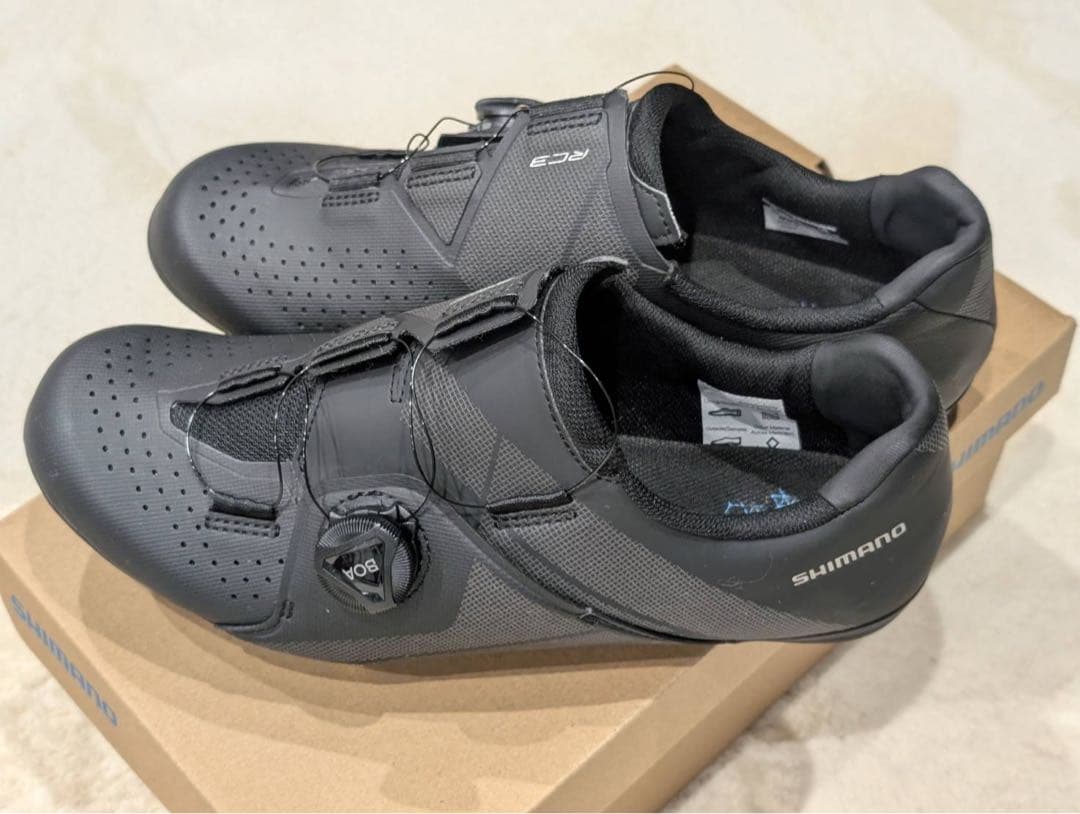 SHIMANO RC-3サイクリングシューズ　42サイズ　26.5㎝