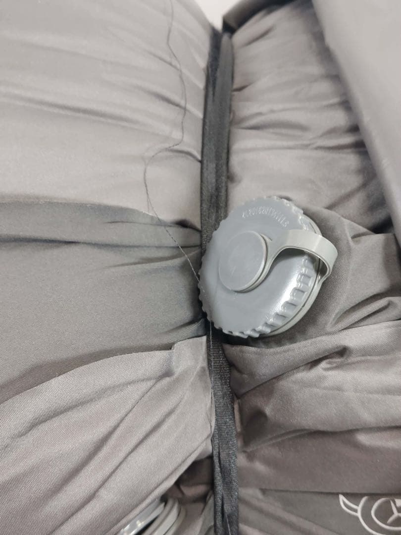 Coleman キャンパーインフレーター マットハイピーク ダブル