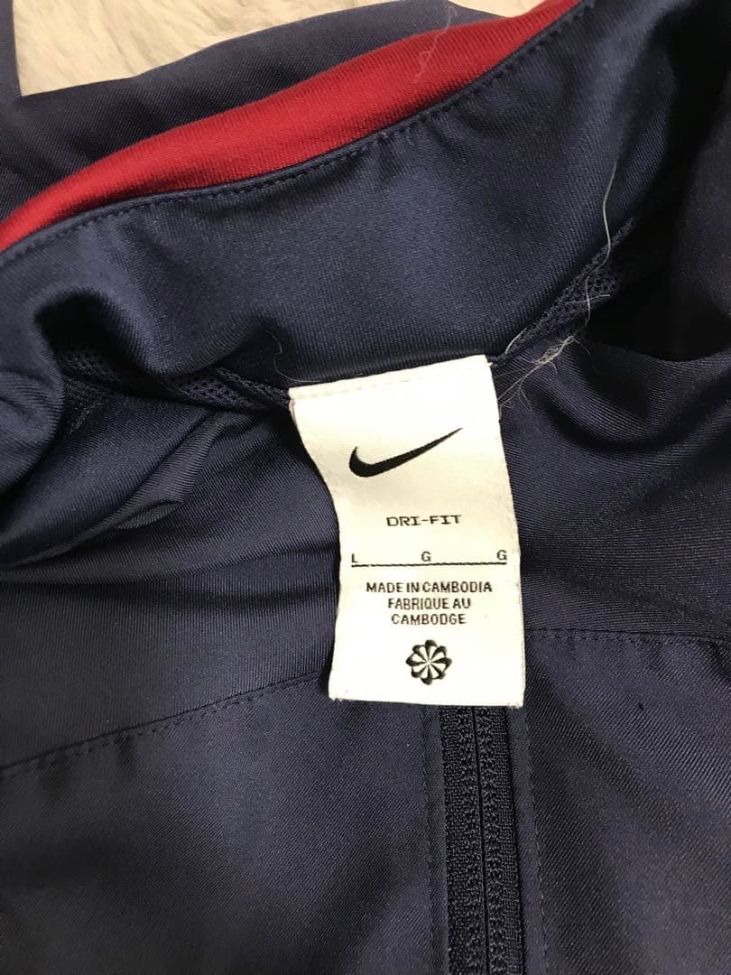 Nike PSG ウィンドブレーカー