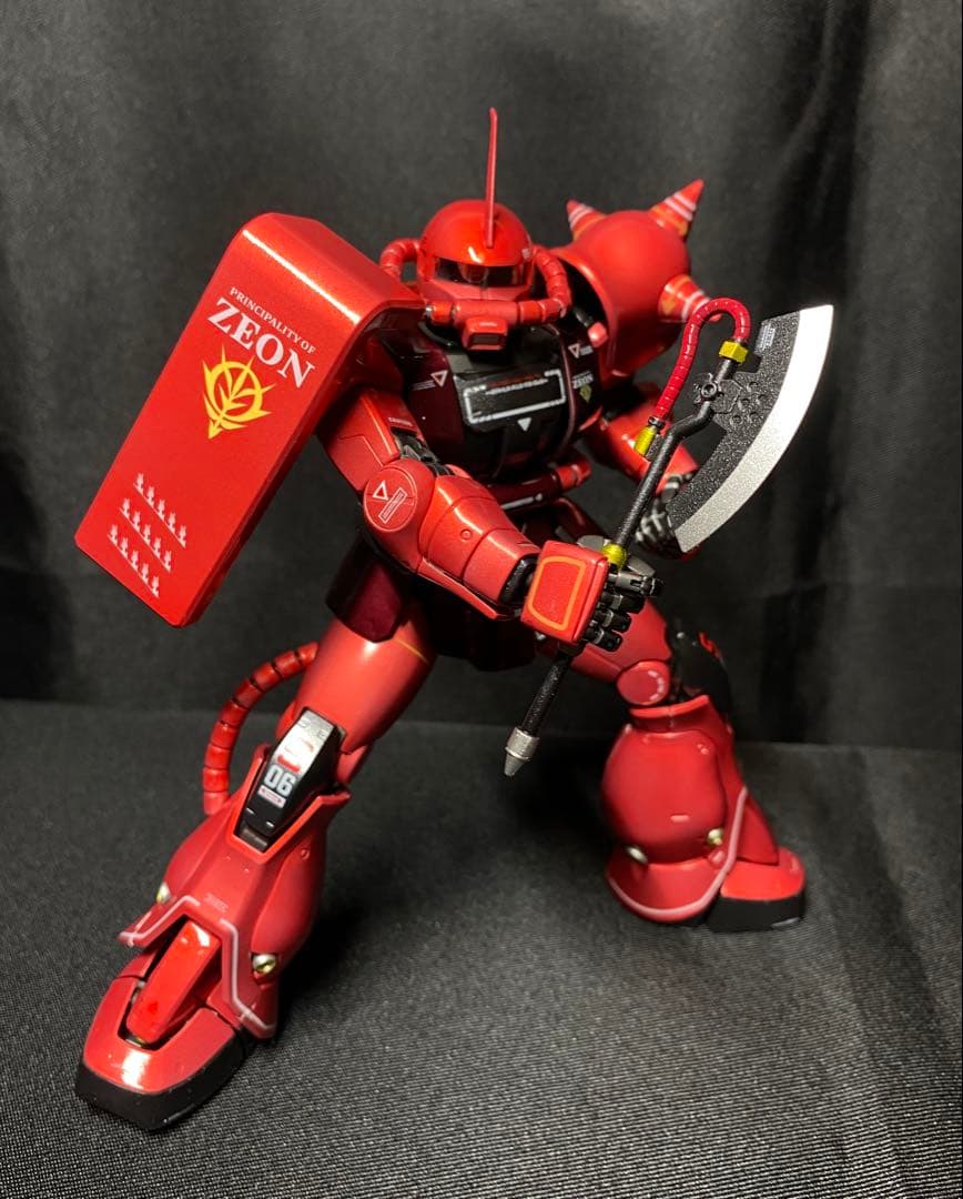 【ガンプラ完成品】　MG ザクⅡ （シャア専用Ver.2）