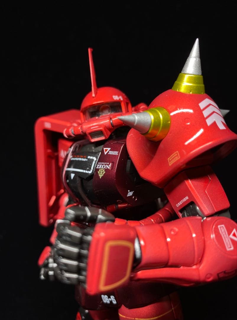 【ガンプラ完成品】　MG ザクⅡ （シャア専用Ver.2）